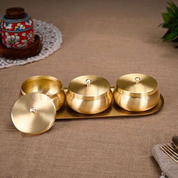 Brass Nut Bowl Set
